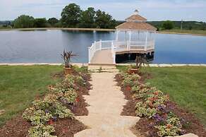 Lefevre Inn and Resort