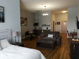 Canalside Restaurant, Inn & Kitchen store