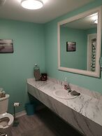 Canalside Restaurant, Inn & Kitchen store