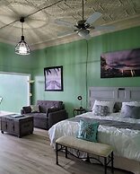 Canalside Restaurant, Inn & Kitchen store