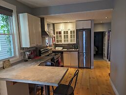 Canalside Restaurant, Inn & Kitchen store