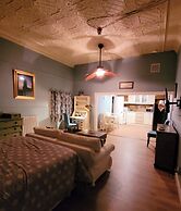 Canalside Restaurant, Inn & Kitchen store