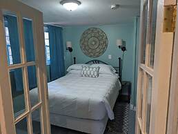 Canalside Restaurant, Inn & Kitchen store