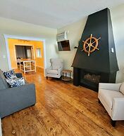 Canalside Restaurant, Inn & Kitchen store