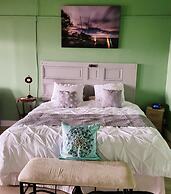 Canalside Restaurant, Inn & Kitchen store