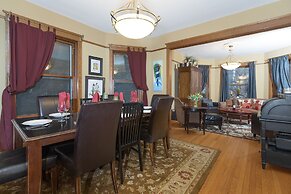 Chicago Guest House Wrigleyville