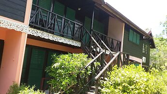 Firefly Beach Cottages and Suites