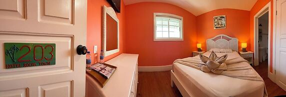 Hotel Bocas Town