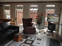 10th Avenue Guest House & Suites