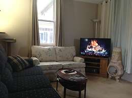 10th Avenue Guest House & Suites