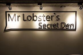 Mr Lobster's Secret Den Design Hostel