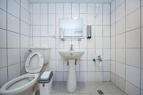 Mr Lobster's Secret Den Design Hostel