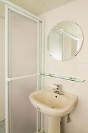 Mr Lobster's Secret Den Design Hostel