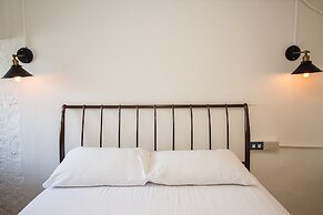 Mr Lobster's Secret Den Design Hostel