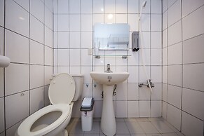 Mr Lobster's Secret Den Design Hostel