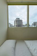 Mr Lobster's Secret Den Design Hostel