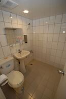 Mr Lobster's Secret Den Design Hostel