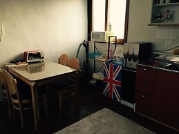 Danim Backpackers - Hostel