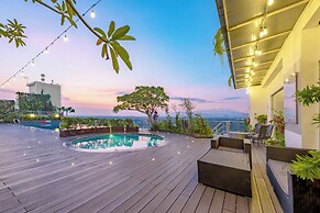 Hotel Ciputra Cibubur