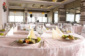 Lavin Otel