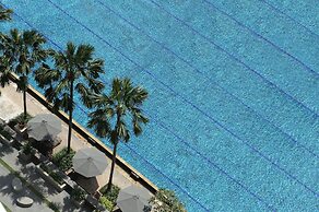 Santika Premiere Kota Harapan Indah