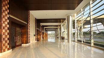 Santika Premiere Kota Harapan Indah