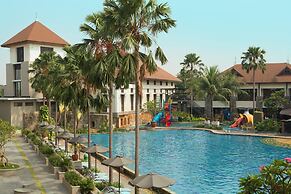 Santika Premiere Kota Harapan Indah