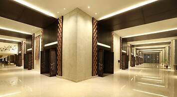 Santika Premiere Kota Harapan Indah