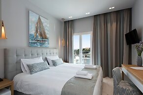 Melina Bay Boutique Hotel