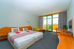 MPM Kalina Garden Hotel