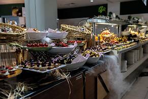 MPM Kalina Garden Hotel