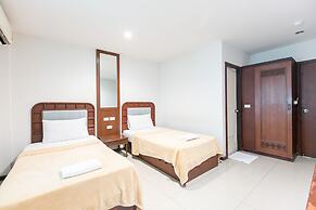 Deeden Pattaya Resort