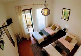 Peniche Surf Lodge - Hostel