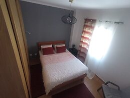Peniche Surf Lodge - Hostel