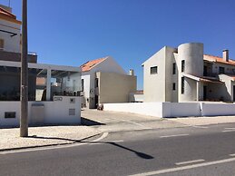 Peniche Surf Lodge - Hostel