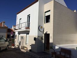 Peniche Surf Lodge - Hostel