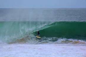 Peniche Surf Lodge - Hostel