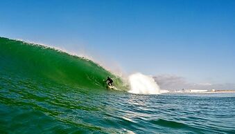 Peniche Surf Lodge - Hostel