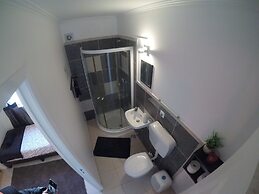 Peniche Surf Lodge - Hostel