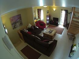 Peniche Surf Lodge - Hostel