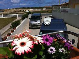 Peniche Surf Lodge - Hostel