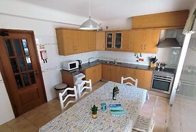 Peniche Surf Lodge - Hostel