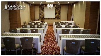 Grand Asya Hotel