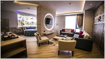 Grand Asya Hotel