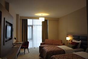 Grand Asya Hotel