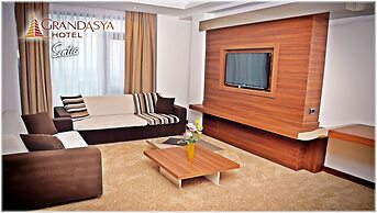 Grand Asya Hotel