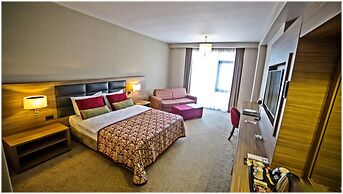 Grand Asya Hotel