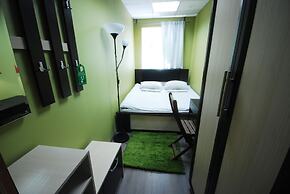 Landmark City Hotel - Hostel