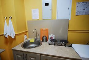 Landmark City Hotel - Hostel