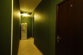Landmark City Hotel - Hostel